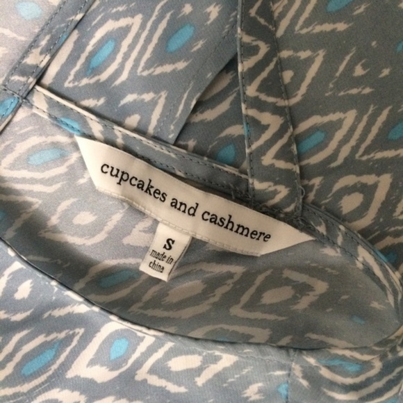 Cupcakes & Cashmere Diamond Pattern Tunic Shirt - Picture 5 of 5